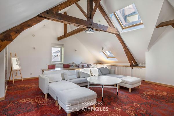 Magnifique Demeure Historique du XIXe Siècle avec Piscine