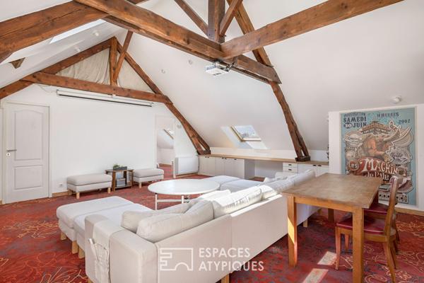 Magnifique Demeure Historique du XIXe Siècle avec Piscine