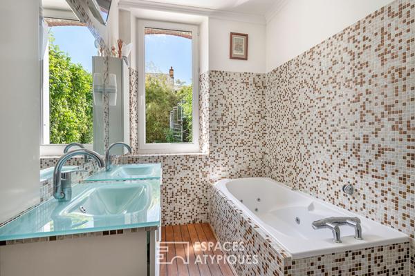 Magnifique Demeure Historique du XIXe Siècle avec Piscine