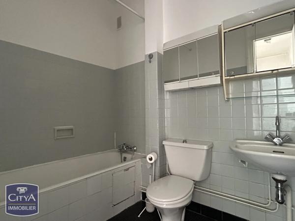 Appartement à vendre 1 pièce 30.09m² Blois (41000)