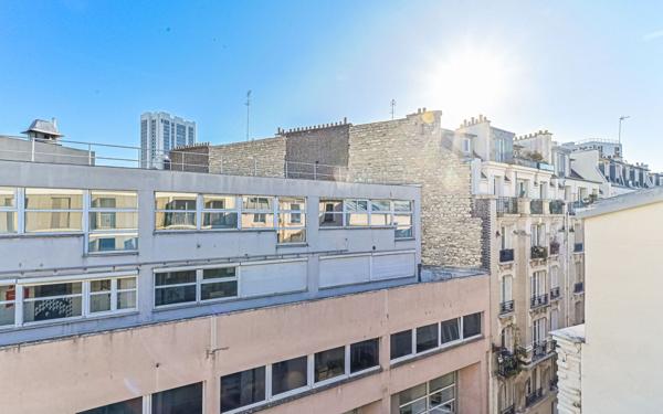 Appartement à vendre    2 pièces • 38,10 m2 Paris 20