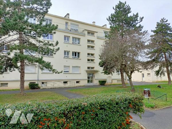 IFS Appartement 2 pièces, 3ème étage.