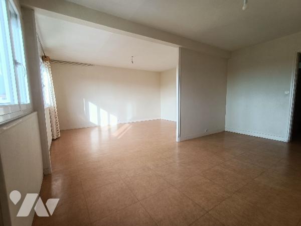 IFS Appartement 2 pièces, 3ème étage.