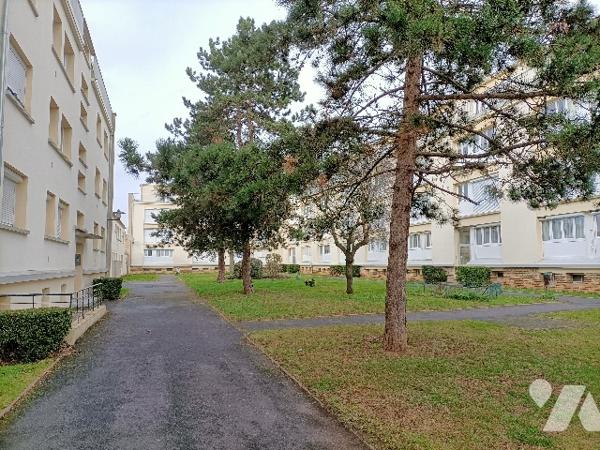 IFS Appartement 2 pièces, 3ème étage.