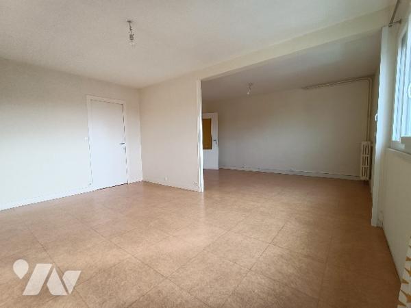 IFS Appartement 2 pièces, 3ème étage.