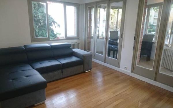 Maison à vendre    8 pièces •  Viroflay