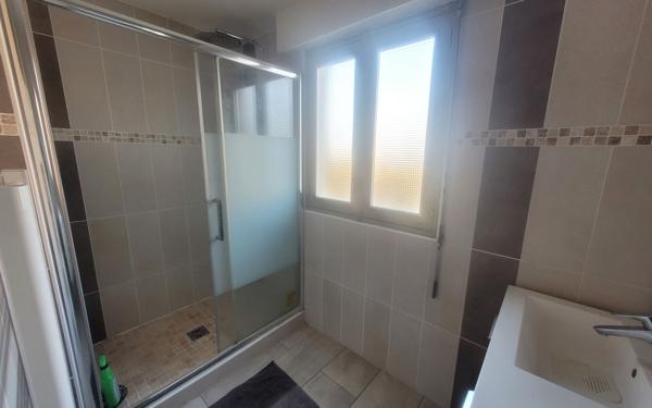 Maison à vendre    8 pièces •  Viroflay