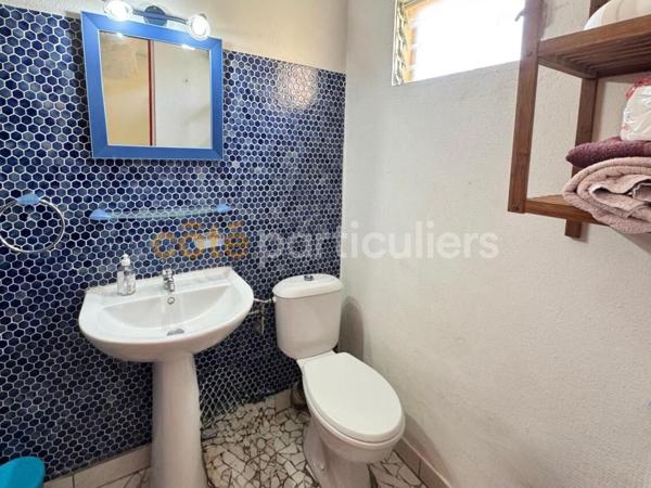 Vente
                Appartement27,97 m² - 2 Pièces -
                    Saint-François (97118)