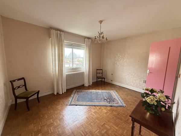 Maison 7 pièce(s) 5 chambre(s) 236.25 m²
