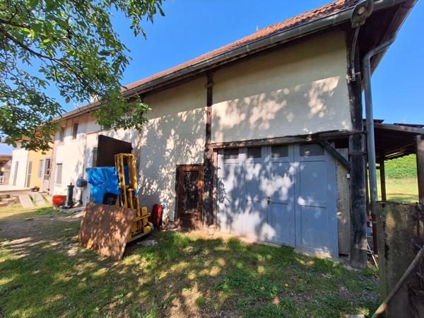 Fermette de 4 chambres avec dépendances