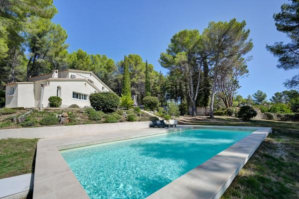 Vente Maison de luxe Éguilles 6 Pièces 164 m²