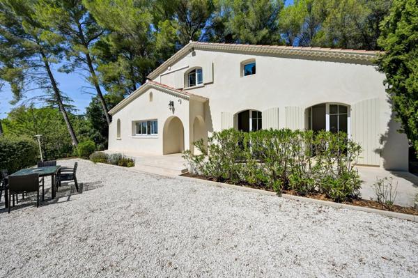 Vente Maison de luxe Éguilles 6 Pièces 164 m²