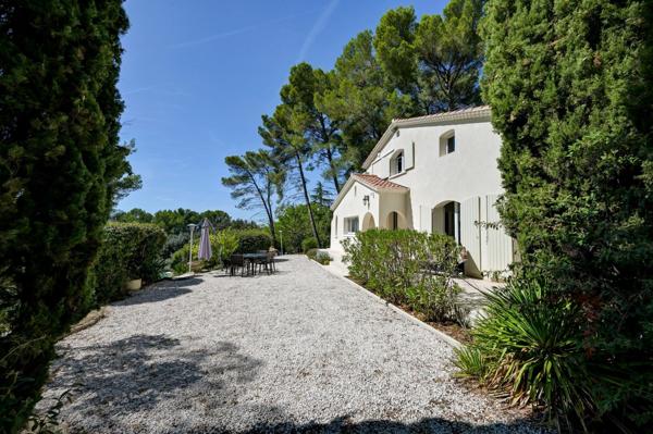 Vente Maison de luxe Éguilles 6 Pièces 164 m²