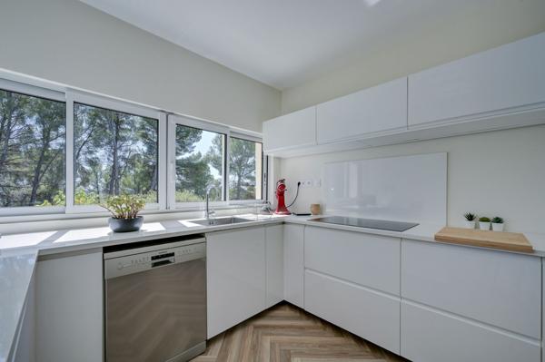 Vente Maison de luxe Éguilles 6 Pièces 164 m²