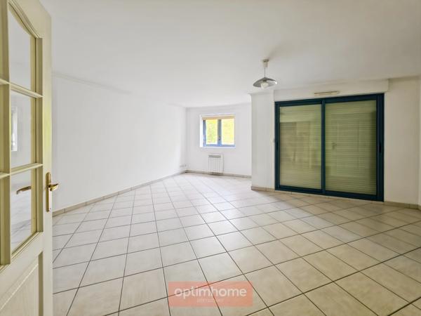 APPARTEMENT T3 DE 71 M² AVEC BALCON, GARAGE ET ASCENSEUR – QUARTIER VAUBAN À ARRAS