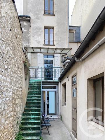 Immeuble à vendre  226 m2 MANTES LA JOLIE - 78