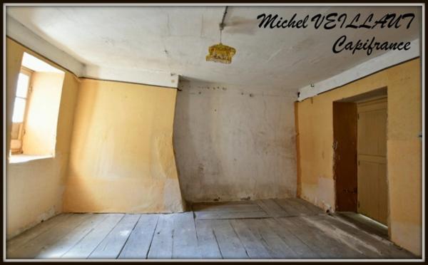 Dpt Allier (03), à vendre BESSON maison P6 de 100 m² - Terrain de 1 941,00 m² - Plain pied