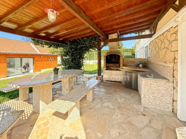 SAINT-PRIX, VAL D’OISE (95) : En exclusivité - A 20 minutes de Paris : Maison individuelle 9 pièces - 5 chambres - 210 m2 habitables - Parcelle de 741 m2