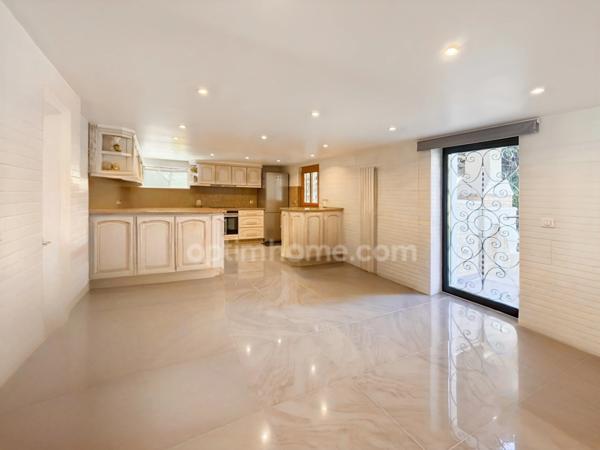 SAINT-PRIX, VAL D’OISE (95) : En exclusivité - A 20 minutes de Paris : Maison individuelle 9 pièces - 5 chambres - 210 m2 habitables - Parcelle de 741 m2