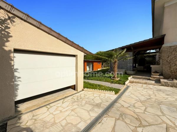 SAINT-PRIX, VAL D’OISE (95) : En exclusivité - A 20 minutes de Paris : Maison individuelle 9 pièces - 5 chambres - 210 m2 habitables - Parcelle de 741 m2