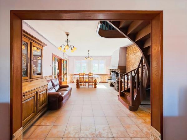 SAINT-PRIX, VAL D’OISE (95) : En exclusivité - A 20 minutes de Paris : Maison individuelle 9 pièces - 5 chambres - 210 m2 habitables - Parcelle de 741 m2