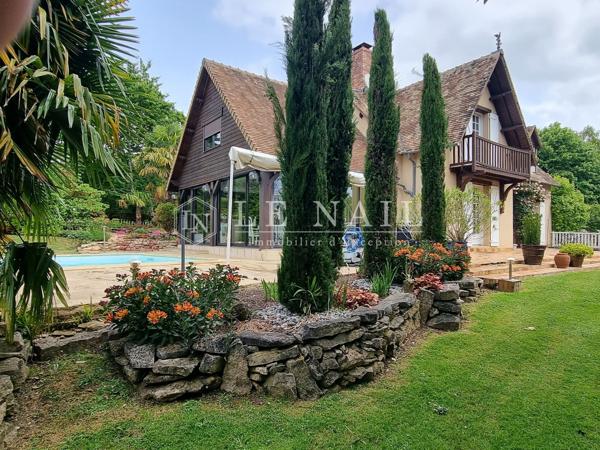 Charmante demeure avec parc paysagé de 4480m² dans la Sarthe