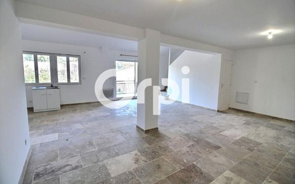 Appartement à vendre    3 pièces • 89 m2 Marseille 15
