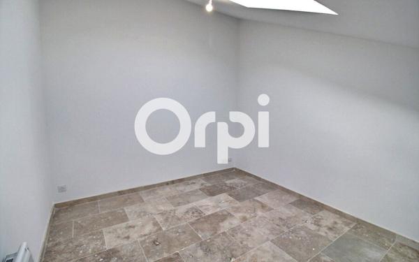 Appartement à vendre    3 pièces • 89 m2 Marseille 15