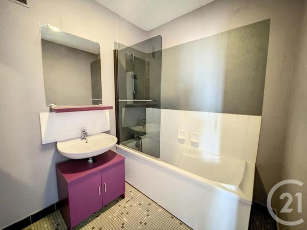 Appartement Studio à vendre  2 pièces - 34 m 2   EPINAL  - 88