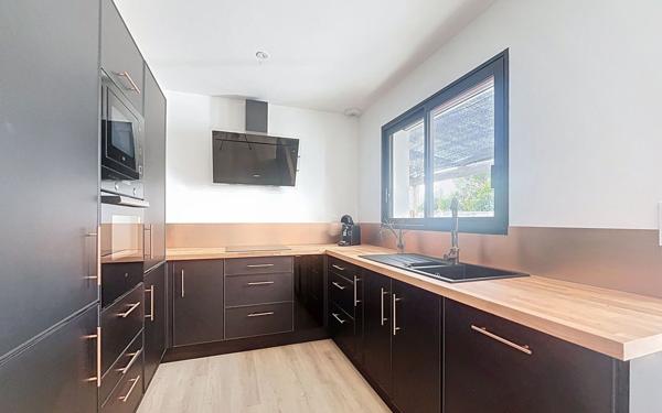 Maison à vendre    6 pièces •  Esnandes