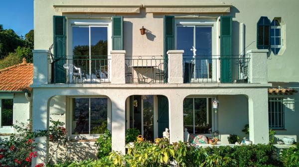 Vente Villa de luxe Cannes 8 Pièces 195 m²