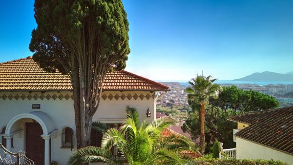 Vente Villa de luxe Cannes 8 Pièces 195 m²