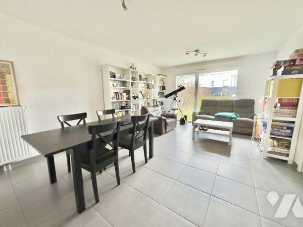 UNIQUEMENT À L'ÉTUDE TRENTE-CINQ NOTAIRES ! Dans la localité de THORIGNÉ-FOUILLARD (35235)- REN...