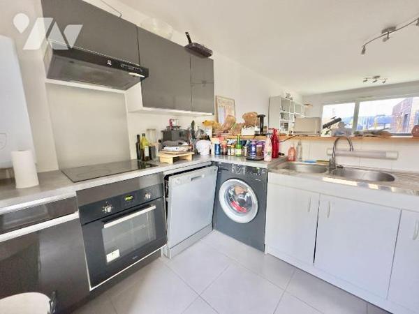 UNIQUEMENT À L'ÉTUDE TRENTE-CINQ NOTAIRES ! Dans la localité de THORIGNÉ-FOUILLARD (35235)- REN...