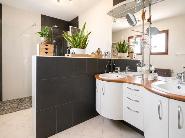 Superbe propriété de 242 m² à Cuxac-d'Aude, à seulement 10 minutes de Narbonne