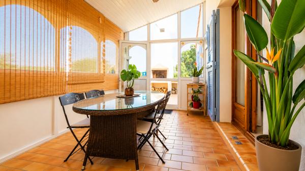 Superbe propriété de 242 m² à Cuxac-d'Aude, à seulement 10 minutes de Narbonne