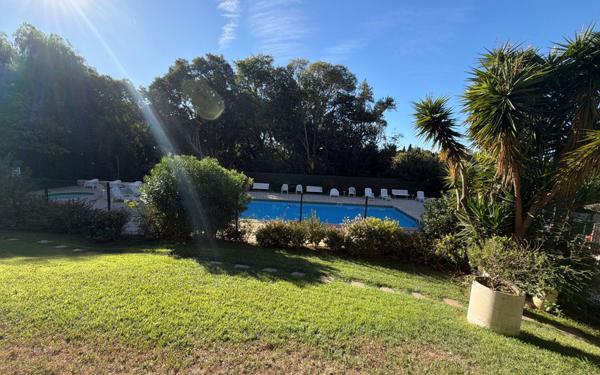 Appartement à vendre    4 pièces • 73 m2 Antibes