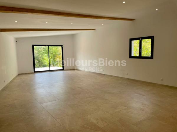 Maison avec piscine sur terrain de 5000 M2 avec Dépendances