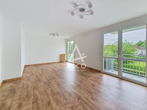 Appartement 5 pièces  Séjour double  3 chambres  Balcon  Beauvais Jeanne Hachette