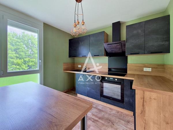 Appartement 5 pièces  Séjour double  3 chambres  Balcon  Beauvais Jeanne Hachette