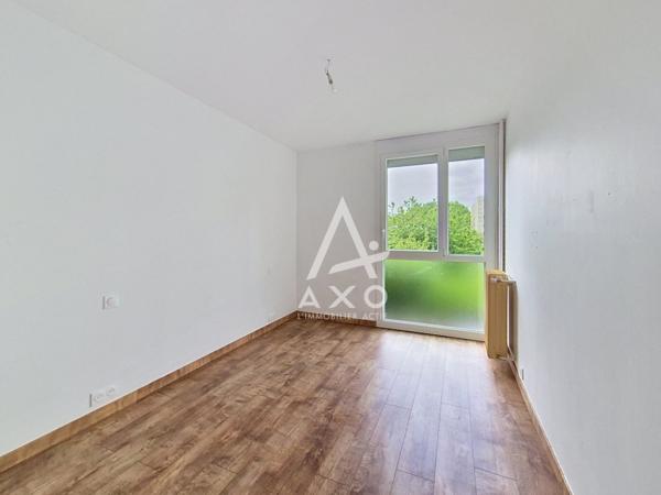 Appartement 5 pièces  Séjour double  3 chambres  Balcon  Beauvais Jeanne Hachette