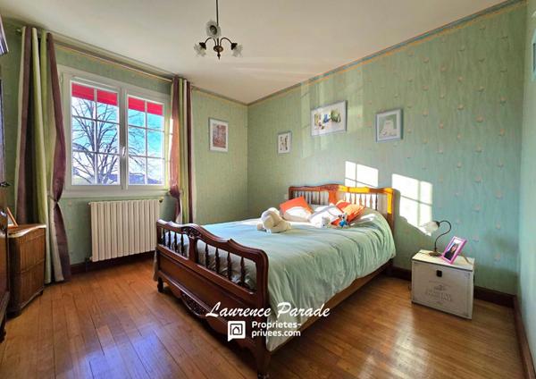 Maison type Perigourdine, garage, dependance, parc