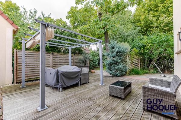 Maison spacieuse à vendre à Lieusaint - 5 chambres, jardin et garage