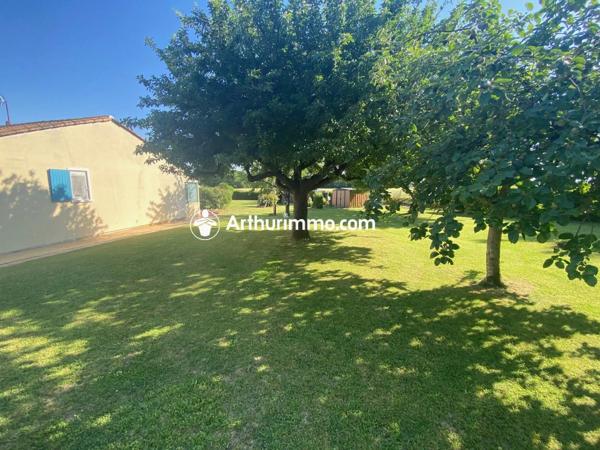 Vente                                                      Maison
                        
                     5 pièces                      85 m2                     à Matha