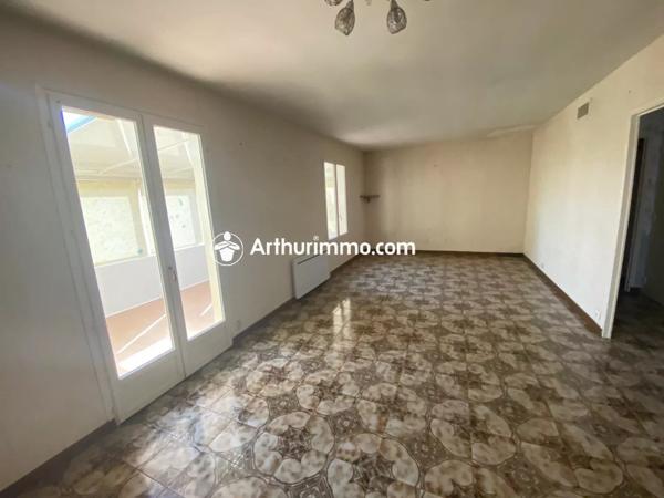 Vente                                                      Maison
                        
                     5 pièces                      85 m2                     à Matha