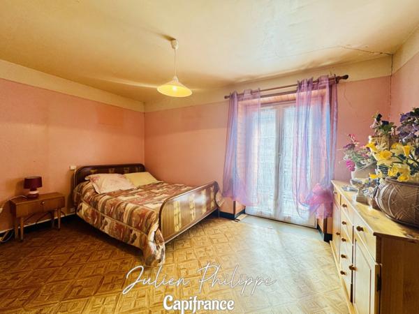 Maison à vendre 5 pièces SAINT LAURENT DU CROS (05) - Fort potentiel