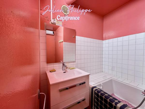 Maison à vendre 5 pièces SAINT LAURENT DU CROS (05) - Fort potentiel