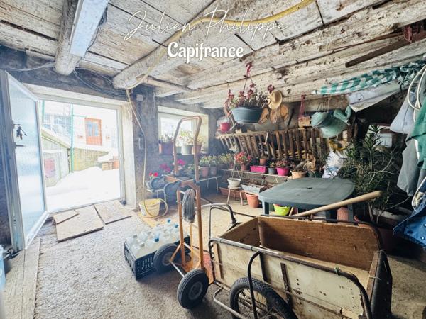 Maison à vendre 5 pièces SAINT LAURENT DU CROS (05) - Fort potentiel