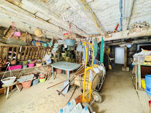 Maison à vendre 5 pièces SAINT LAURENT DU CROS (05) - Fort potentiel
