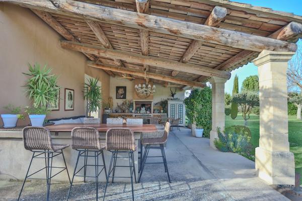 Vente Maison de luxe Le Thor 10 Pièces 410 m²